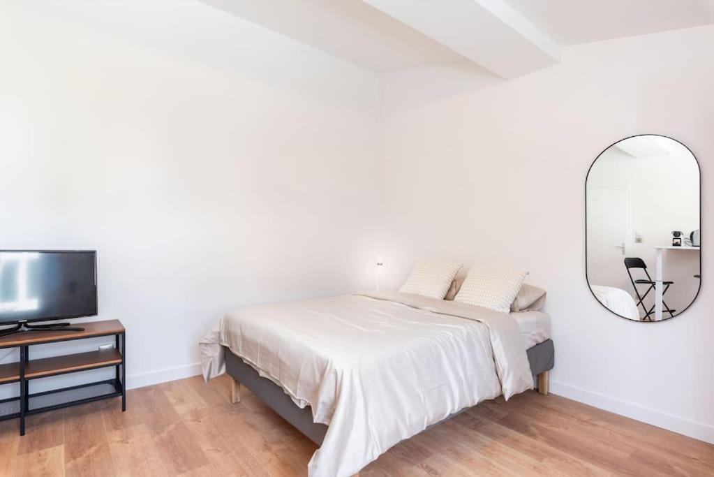 Apartmán Lumignons Lyonnais - Doua Villeurbanne Exteriér fotografie